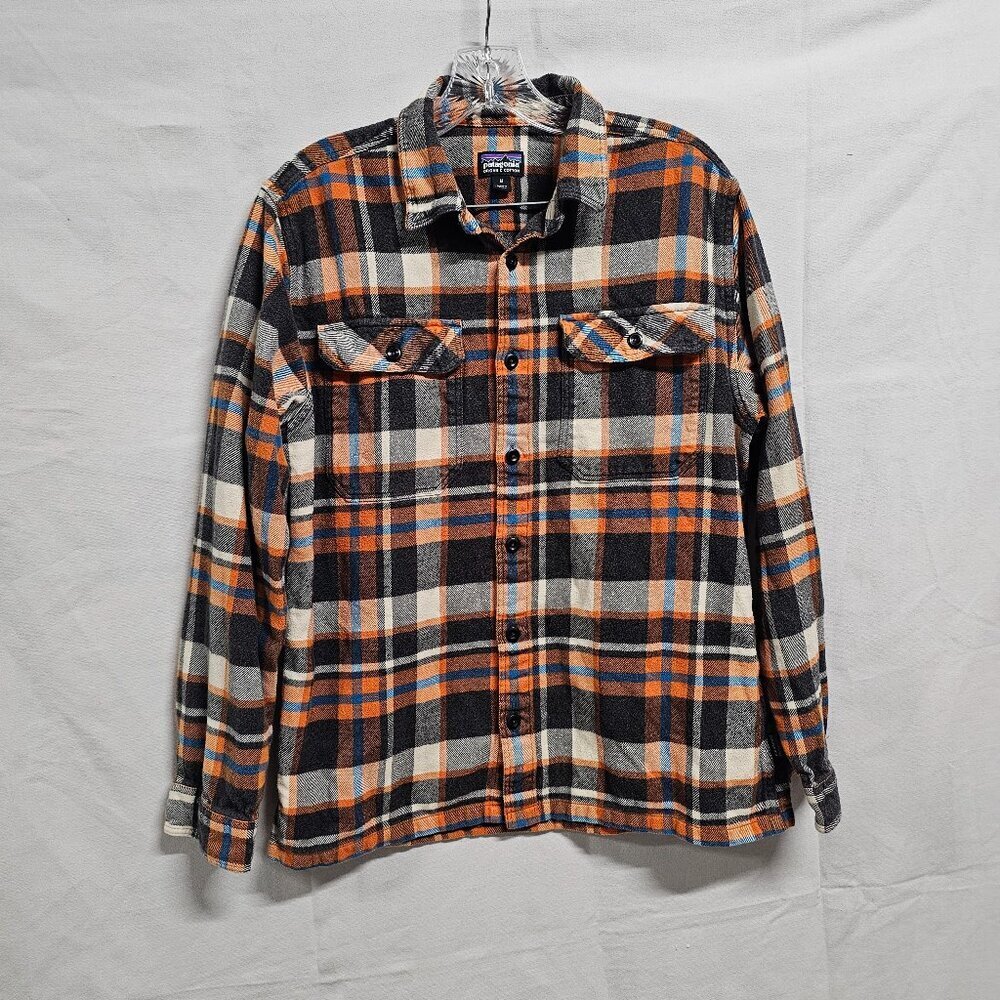 Patagonia Men s Fjord Loft Long Sleeve Shirt Size M Cotton